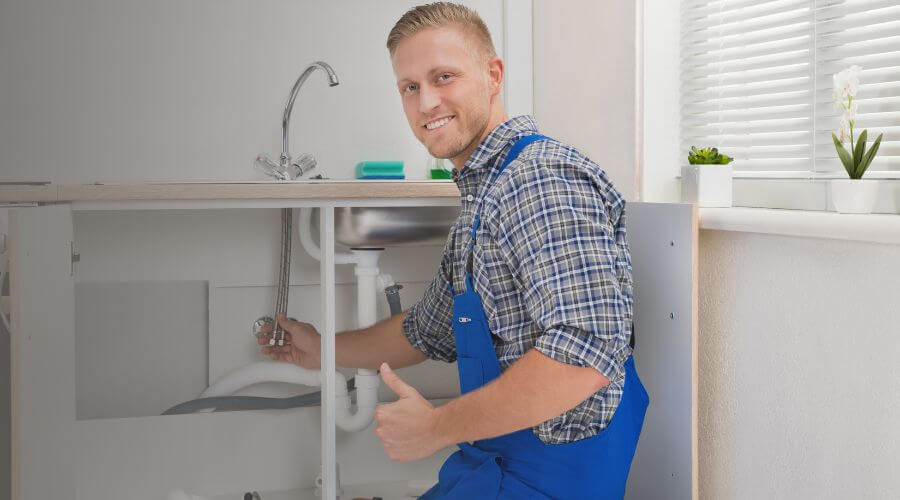 Expert burst pipe repair services in Grass Lake, MI